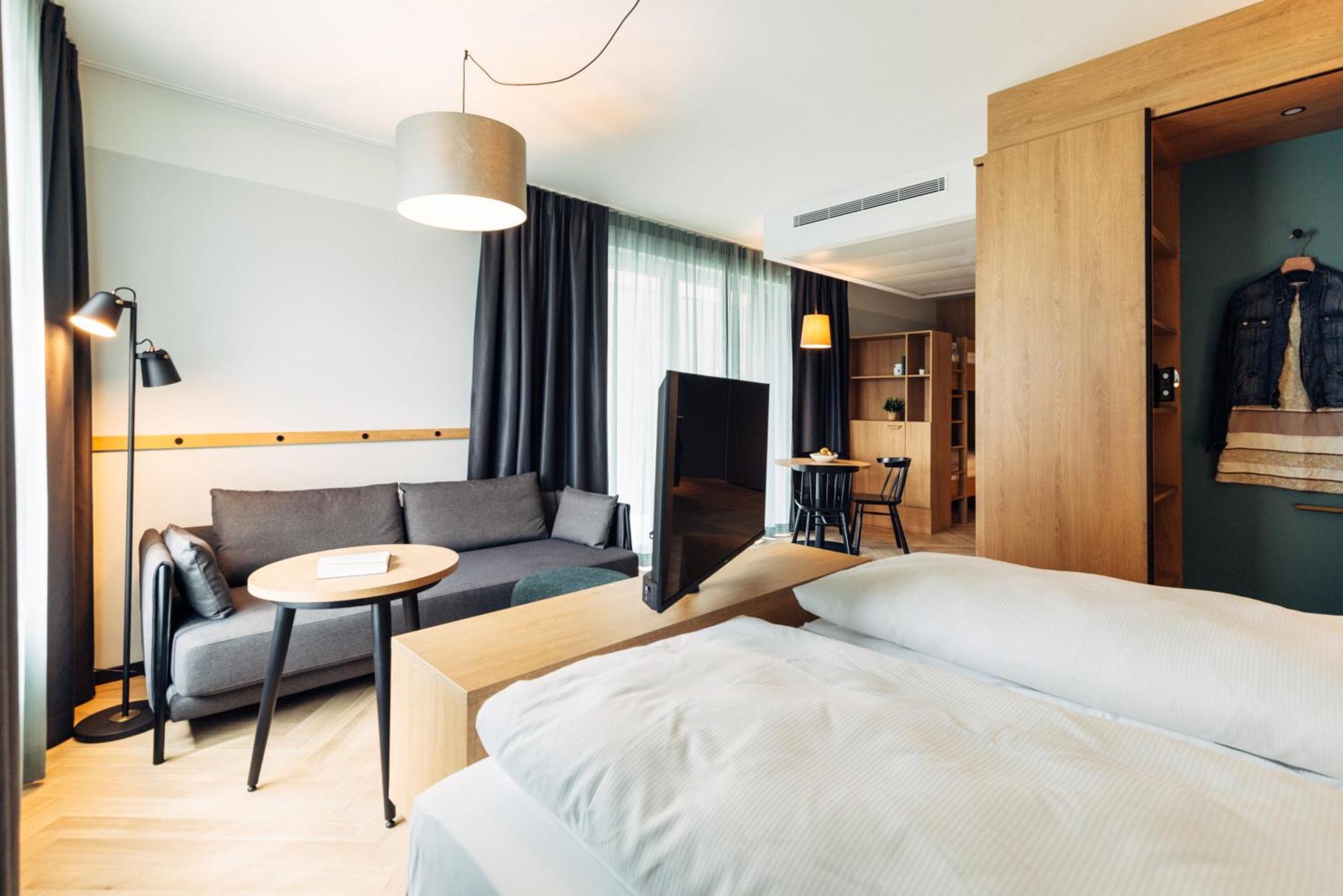 Harry'S Home Lienz Hotel & Apartments ภายนอก รูปภาพ
